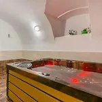 Pool & Wellness Estate By Interhome بيت للعطل *