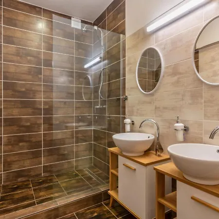 Pool & Wellness Estate By Interhome Olesnice v Orlickych horach