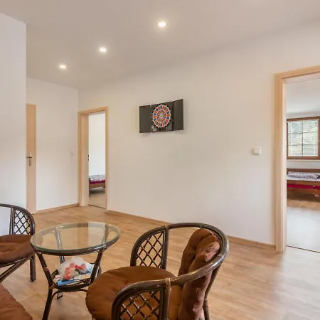 Iva - Ovh100 By Interhome *